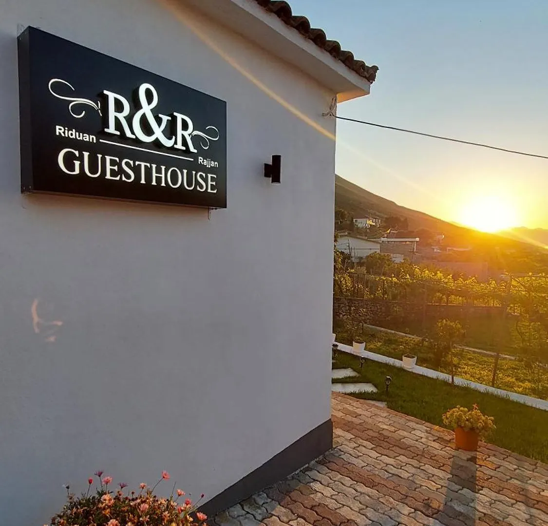 فندق R&R Gesthouse Široka